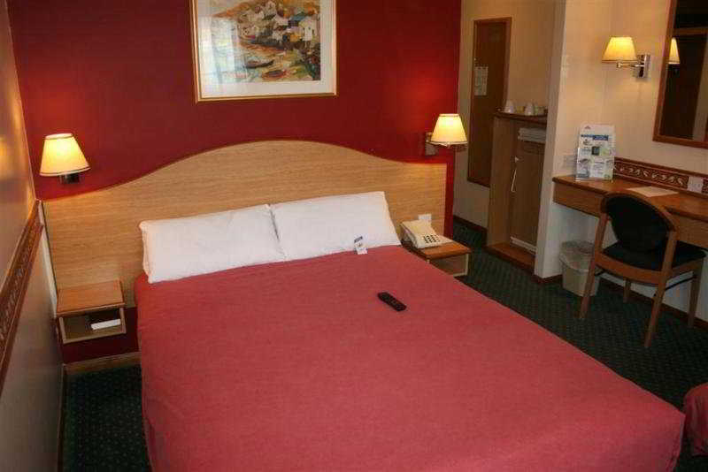 Days Inn Bridgend Cardiff Eksteriør bilde